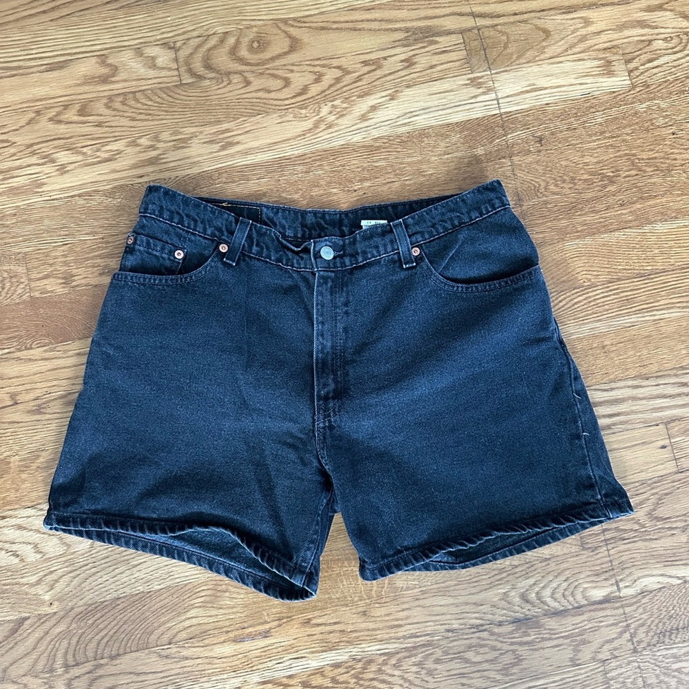 Vintage Levi Black Denim Shorts 14